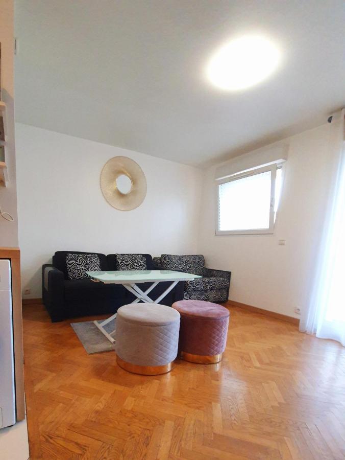 Cozy Room In Paris Ladefense 쿠르브부아 외부 사진