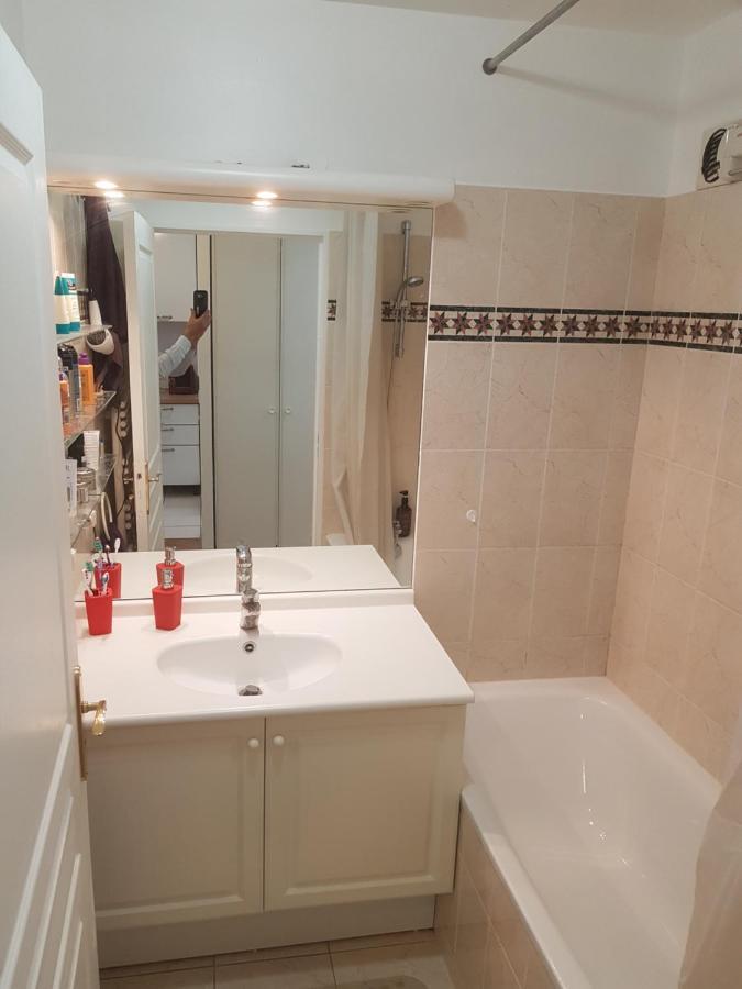 Cozy Room In Paris Ladefense 쿠르브부아 외부 사진